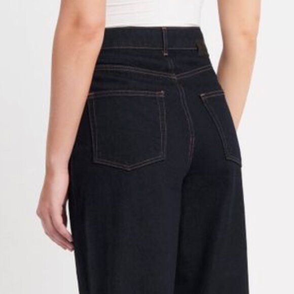 DEWI Jean - Picture 7 of 12